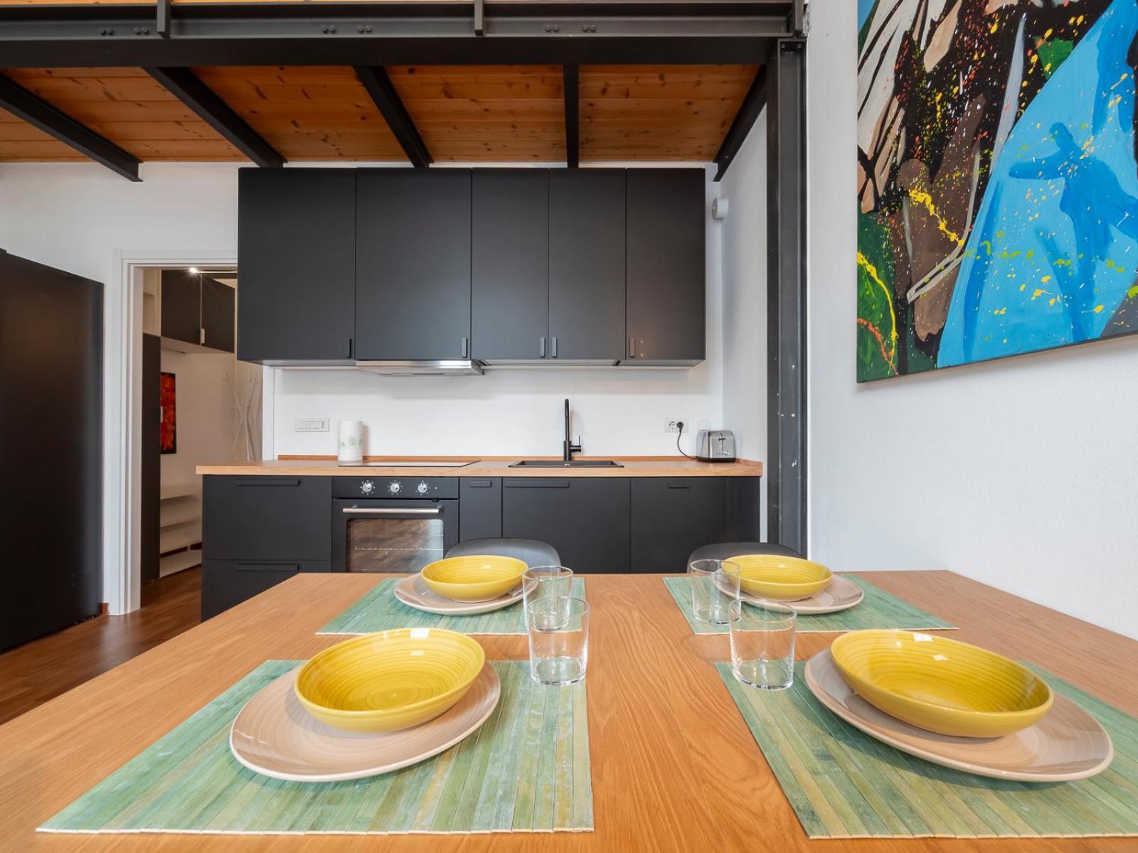 Apartment Xenia - Bright Loft In Bovisa Area