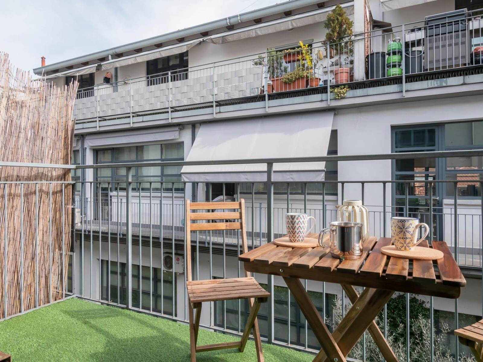 Xenia - Bright Loft In Bovisa Area Appartement *